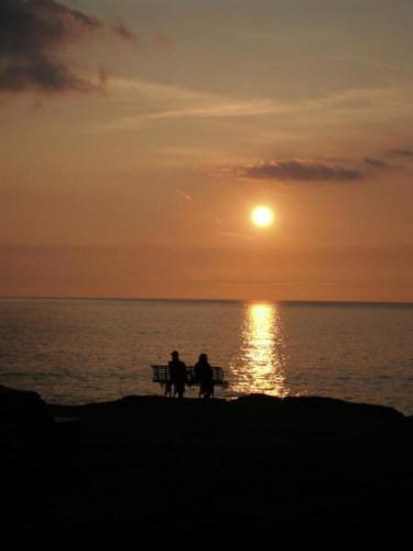 Flat-B, 4 Adults, 20 Mins To Beach, Netflix, Wifi, Sleeps 4 Adults Bornemouth Extérieur photo